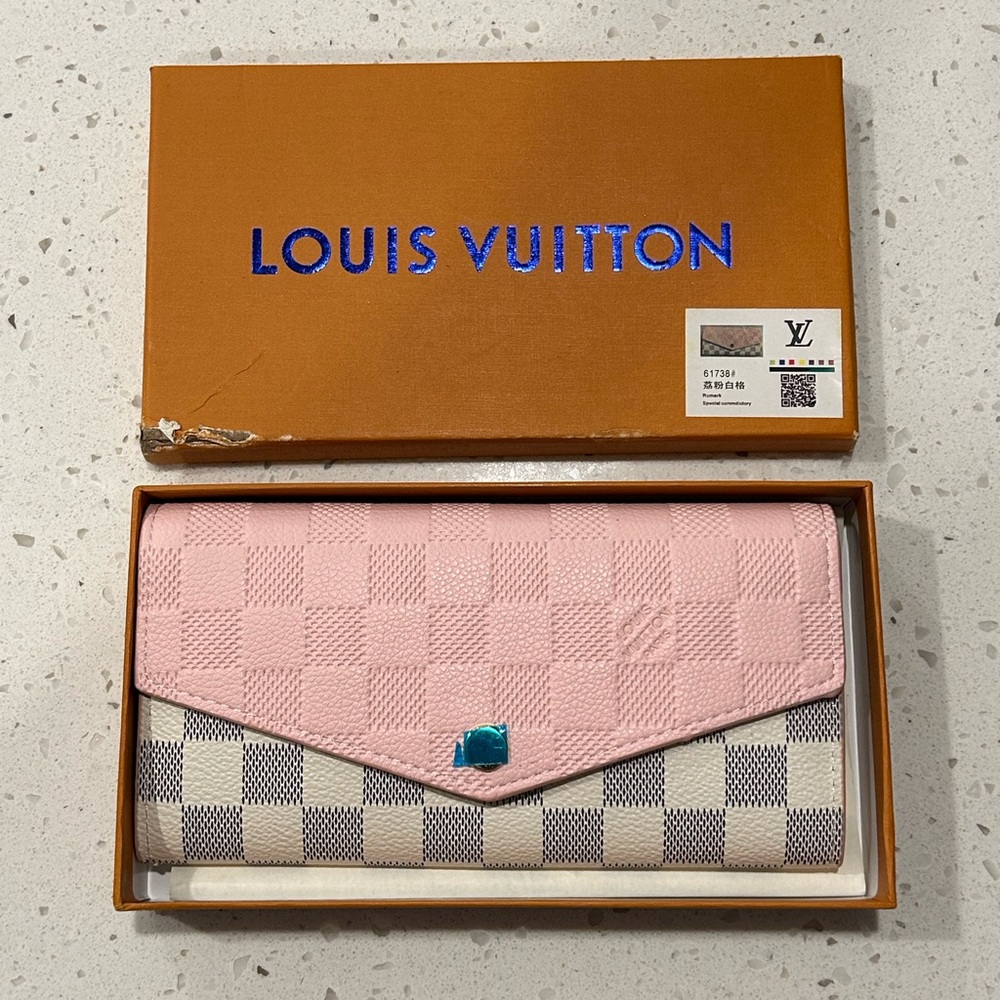 LV Two Tone Wallet